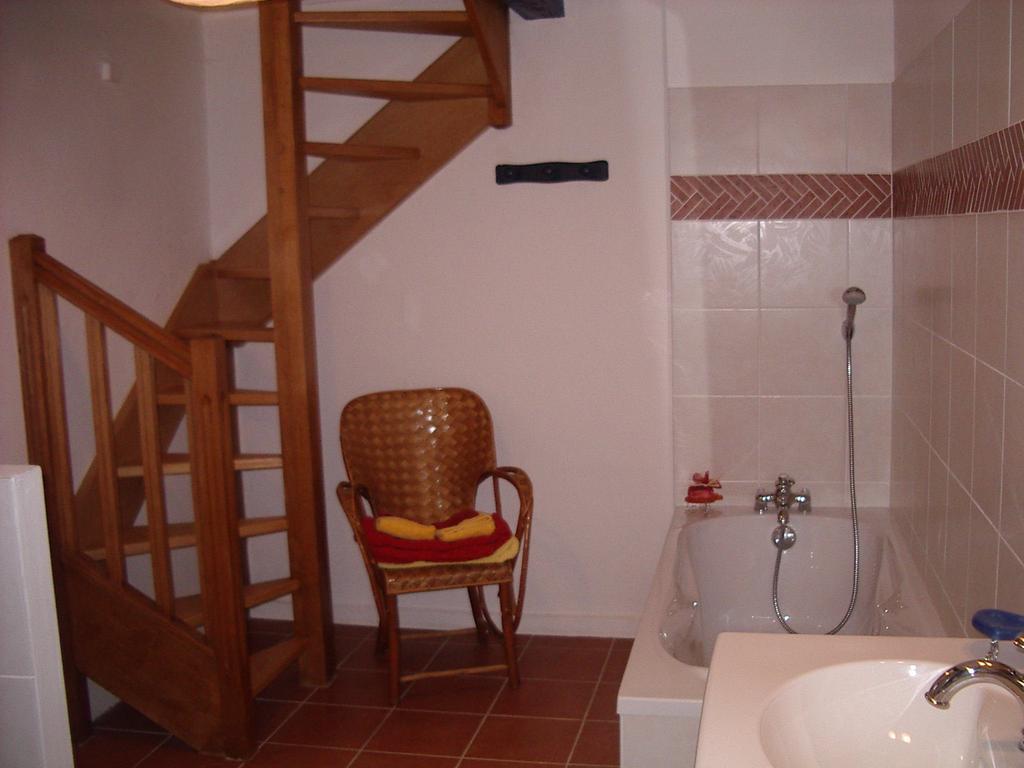 Maison D'Hotes De La Verriere Les Ardillats Rom bilde